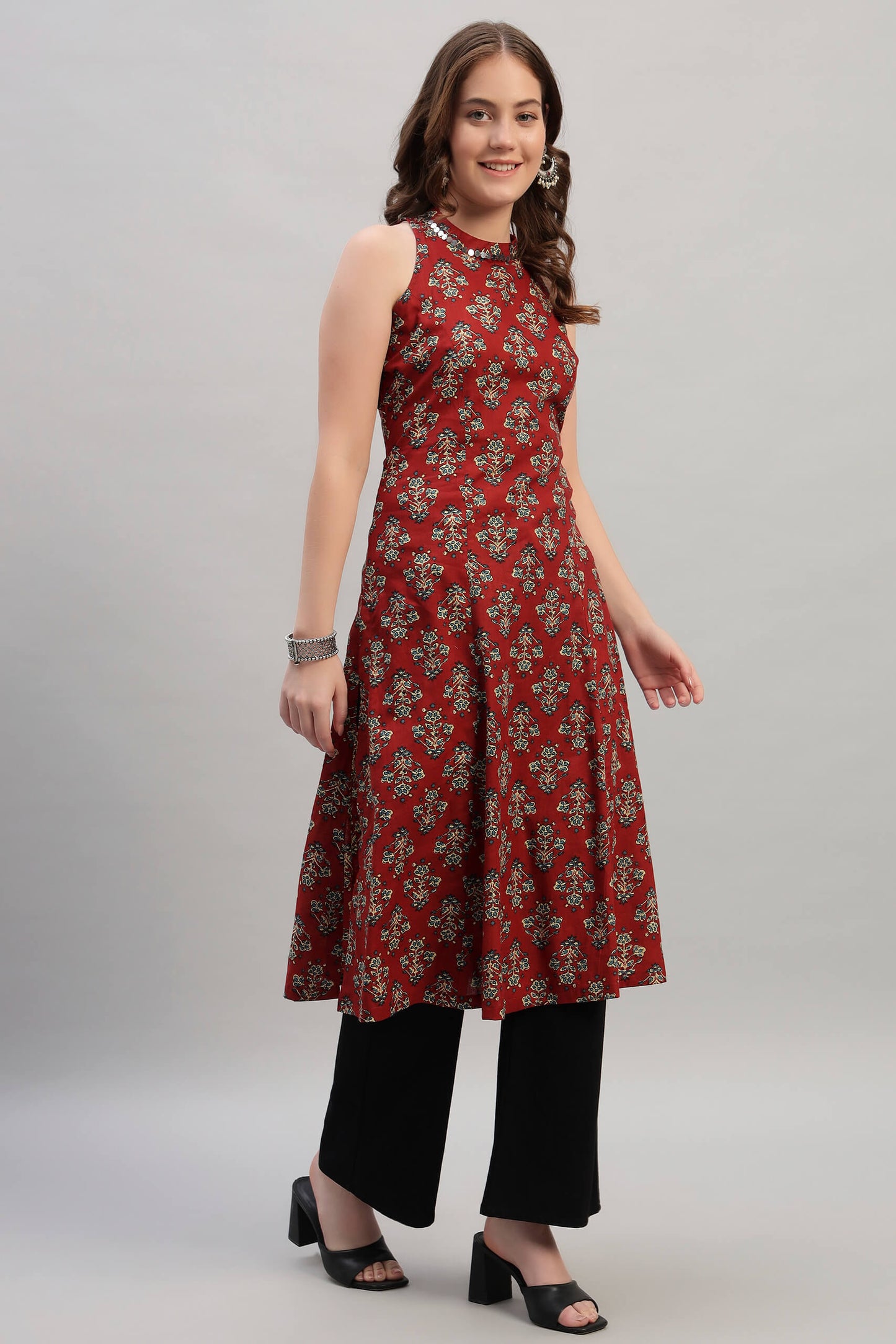 Hand Block Cotton Holter Neck Kurta Set