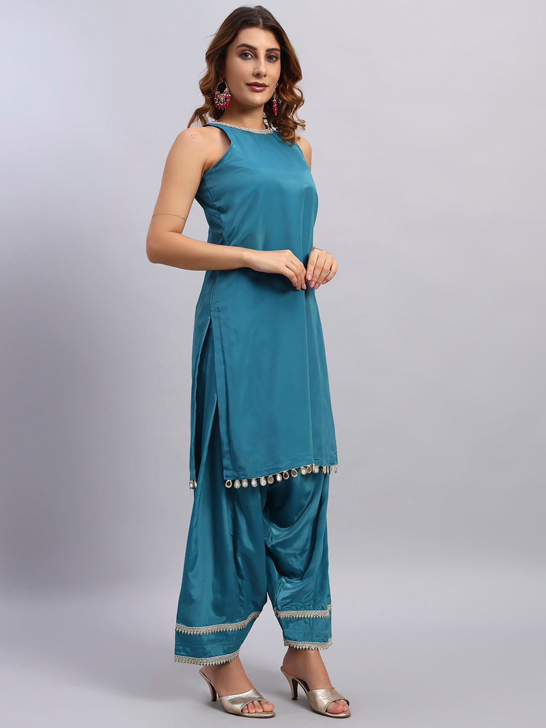Crepe Silk Kurta and Farsi Salwar with Organza Dupatta