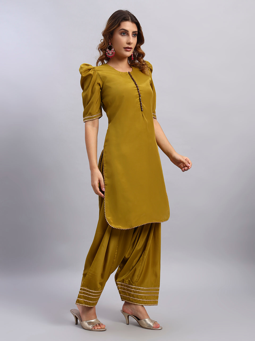 Crepe Silk Kurta and Farsi Salwar with Organza Dupatta