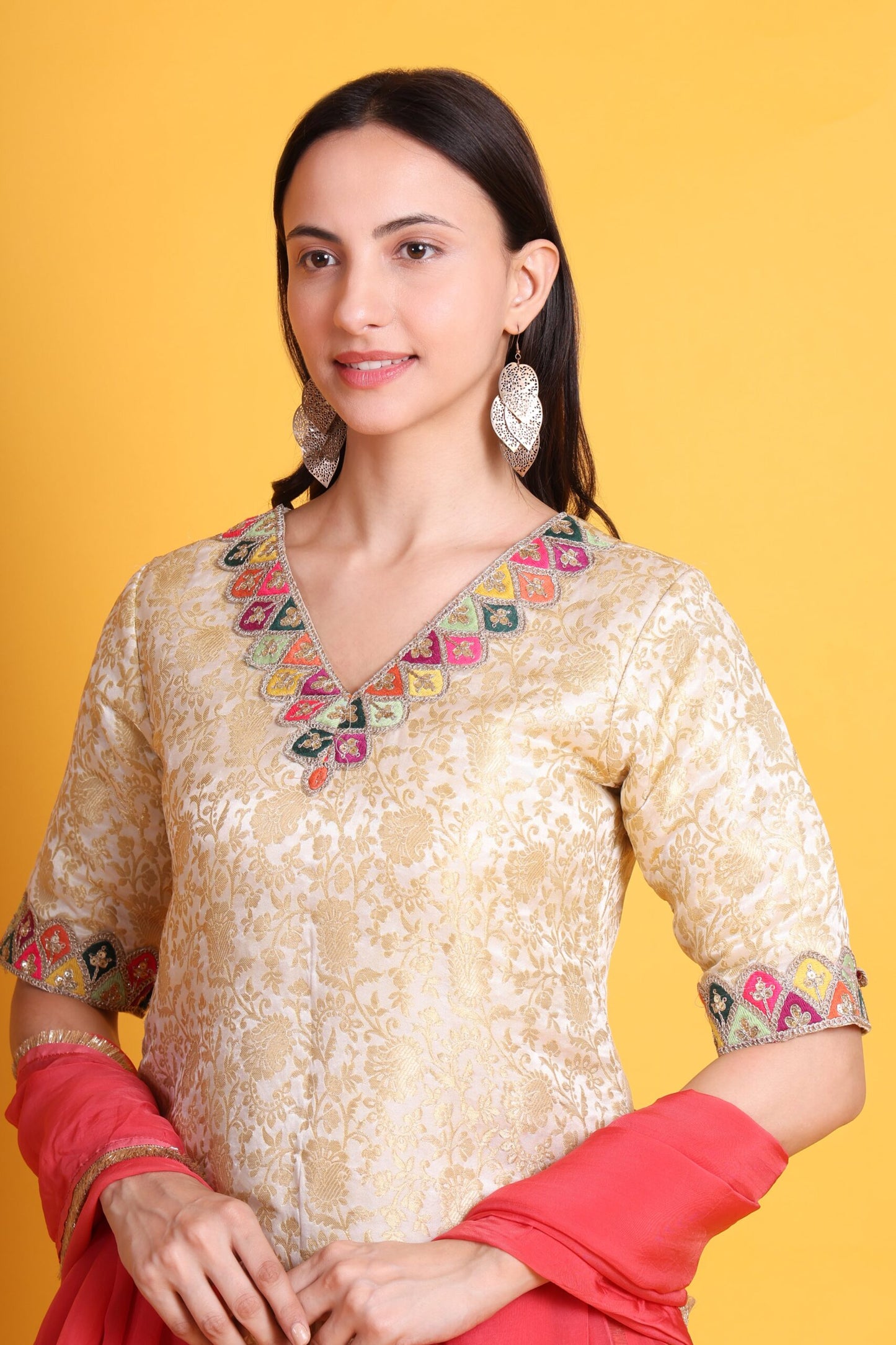 Banarasi silk kurta with Pant and Lace Work