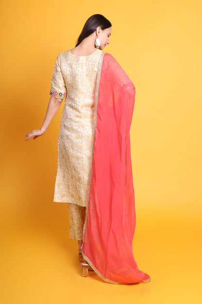 Banarasi silk kurta with Pant and Lace Work