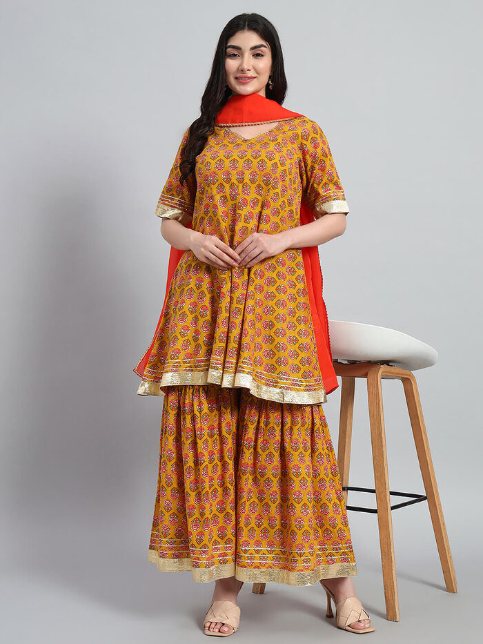 Hand Block Sharara Set with Organza Dupatta - Image 2