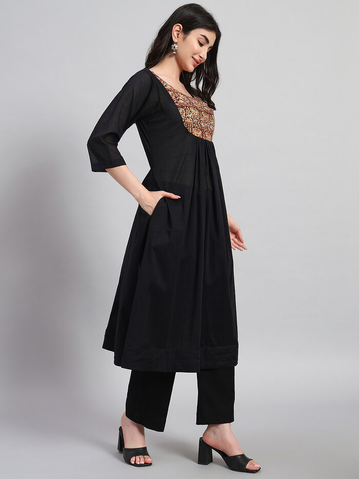 A-Line Gethered Cotton Kurta Set - Image 4
