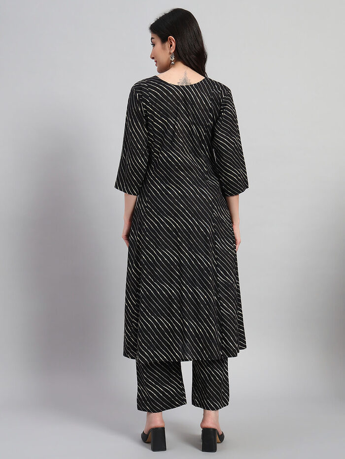 Hand Block Leheria Cotton Kurta Set - Image 5