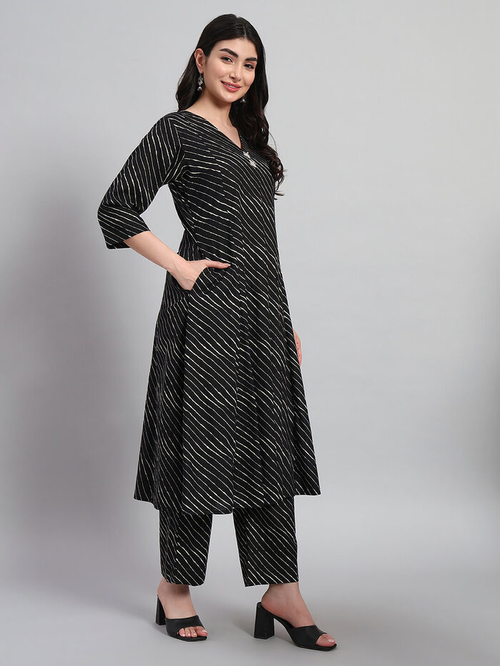 Hand Block Leheria Cotton Kurta Set - Image 4